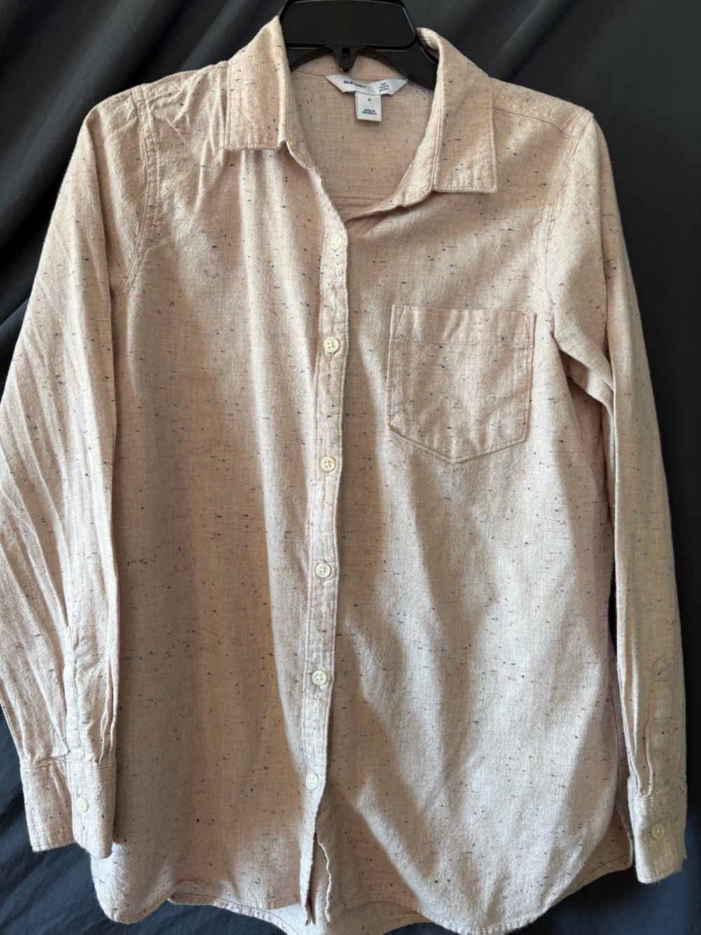 Old Navy Beige Speckled Long-Sleeve Button-Down Shirt